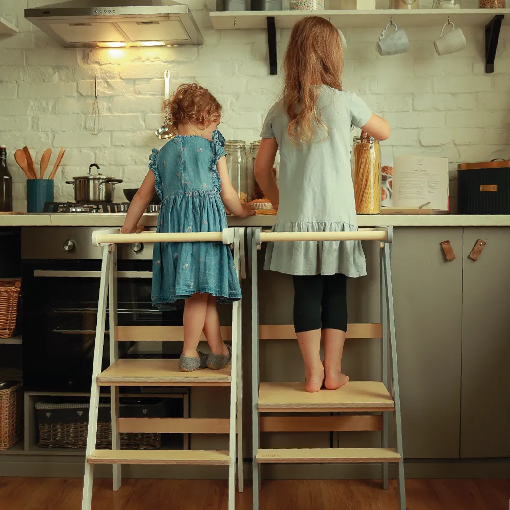 Foldable learning kitchen tower Black